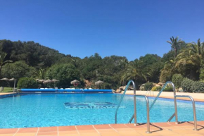 Spacious Ground-Floor Studio Apartment with Large Patio in Bellaluz